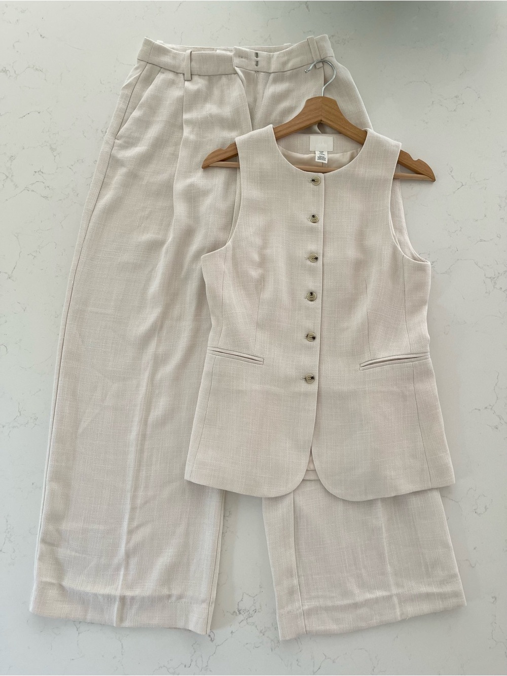 H&M Cream Sleeveless Button Vest with Coordinating Wide-Leg Pants